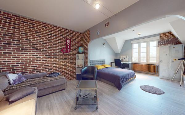 Maison à vendre    10 pièces • 464 m2 Jarny