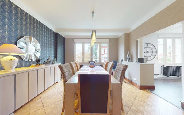 Maison à vendre    10 pièces • 464 m2 Jarny