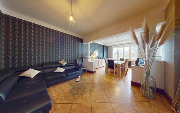 Maison à vendre    10 pièces • 464 m2 Jarny