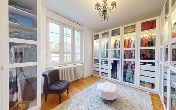 Maison à vendre    10 pièces • 464 m2 Jarny