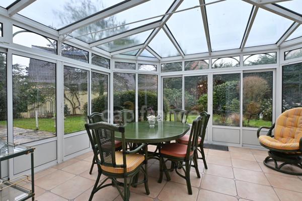 Un havre de paix dans le PARC à 15 mn à pied de la gare : Maison de famille 259 m²