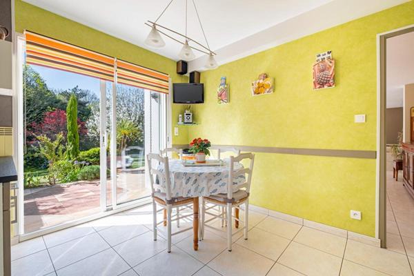 Maison Guerande 9 pièce(s) 207 m2