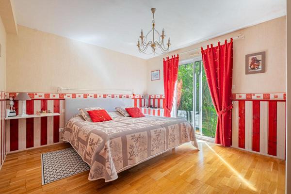 Maison Guerande 9 pièce(s) 207 m2