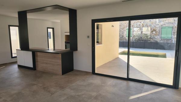 VILLA neuve 3 CH  avec piscine,Vallon Pont D Arc 4 pièce(s) 106.78 m2 trés belle prestation proche centre ville