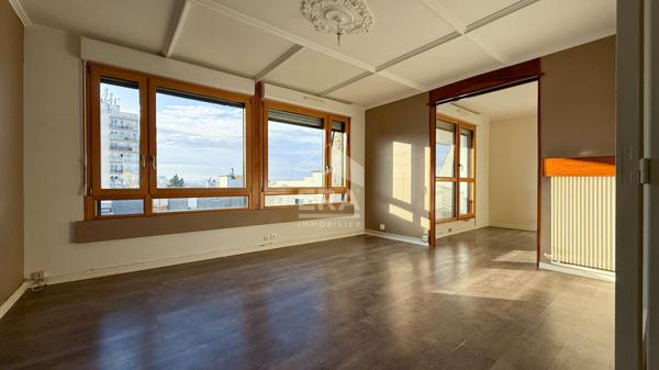 Appartement type 4  avec balcon et garage - Sciences Po