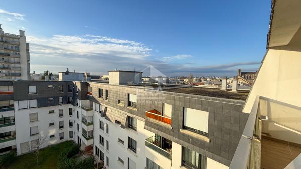 Appartement type 4  avec balcon et garage - Sciences Po