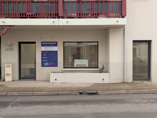 Local Commercial à vendre à Biganos