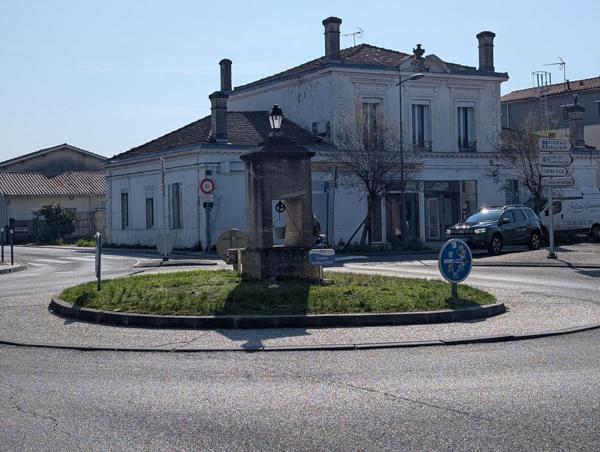 Local Commercial à vendre à Biganos