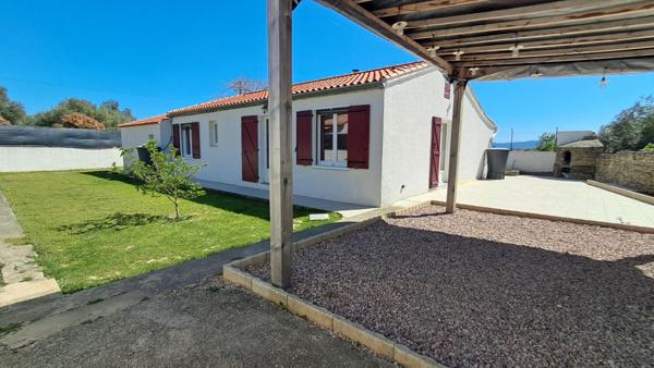 LAURE-MINERVOIS Villa plain pied 101m2 - 4 chambres -  Position dominante