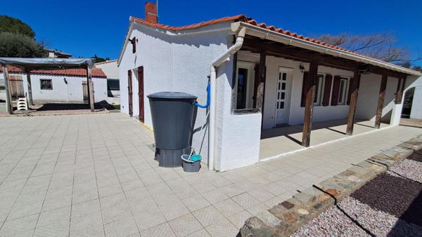 LAURE-MINERVOIS Villa plain pied 101m2 - 4 chambres -  Position dominante