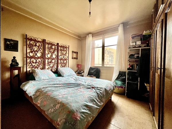 A vendre appartement de type 3 à Marseille 13005 - SAINT PIERRE