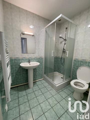 Location appartement 1 pièce 27 m² Vayres