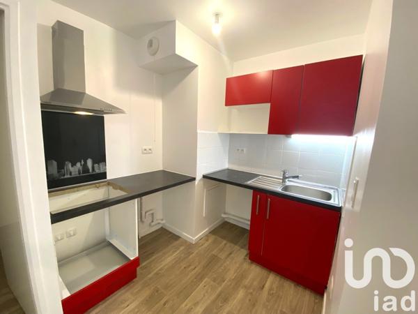 Appartement 3 pièces de 52 m² à Corbeil-Essonnes (91100)