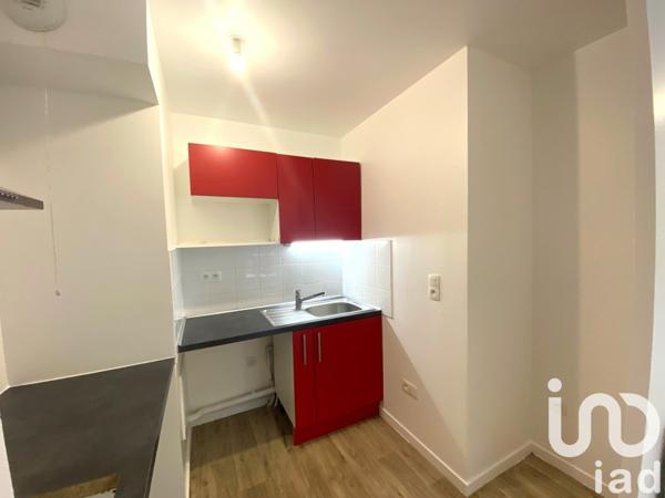 Appartement 3 pièces de 52 m² à Corbeil-Essonnes (91100)