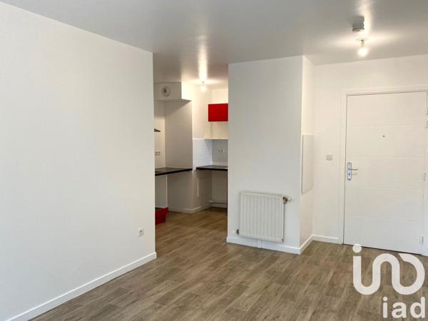 Appartement 3 pièces de 52 m² à Corbeil-Essonnes (91100)