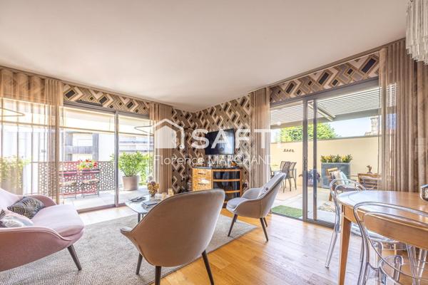 CENTRE VILLE SUPERBE T3 2 CH 1 BUREAU TERRASSES GARAGE