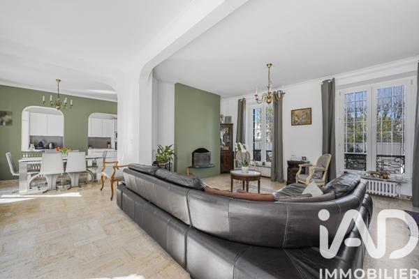 Maison à vendre 8 pièces 230 m² Bois-Colombes
