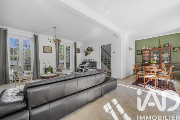 Maison à vendre 8 pièces 230 m² Bois-Colombes