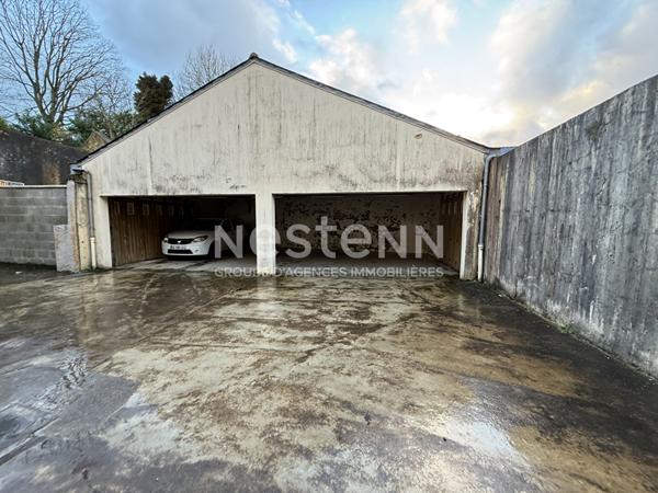 LOCMINE - Appartement à rénover centre-ville à vendre, 2 chambres, balcon et parking