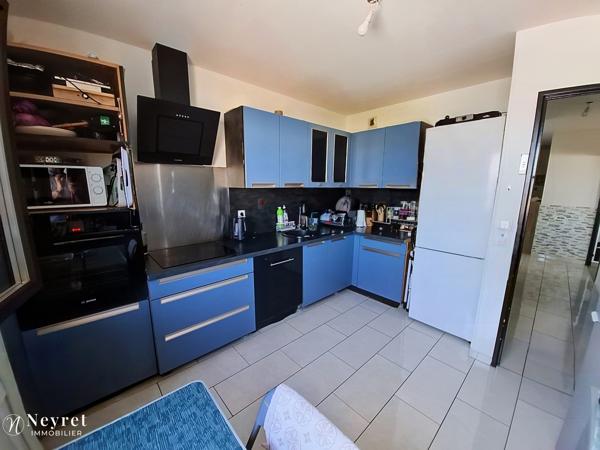 Opportunité à saisir pour investisseur, T5 de 98 m² avec locataire en place , au 5ème avec ascenseur, balcon,
