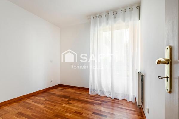 Barrière du Médoc / Tivoli : appartement T3 de 77 m², avec un grand jardin et une place de parking.