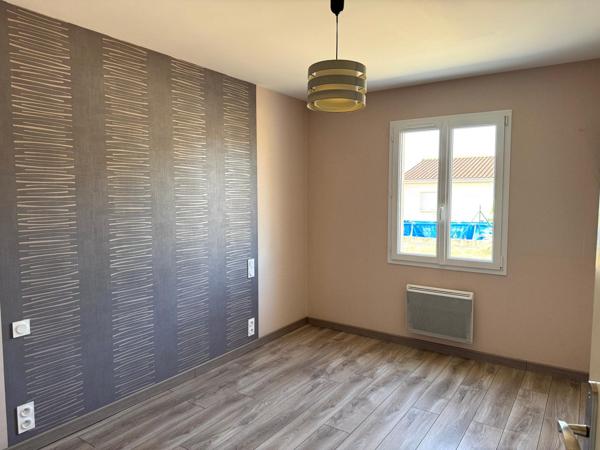 Plain-pied récent, 3 chambres, garage, jardin