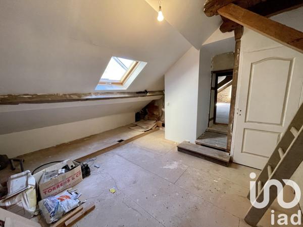 Maison 5 pièces de 140 m² à Saint-Benoît-du-Sault (36170)