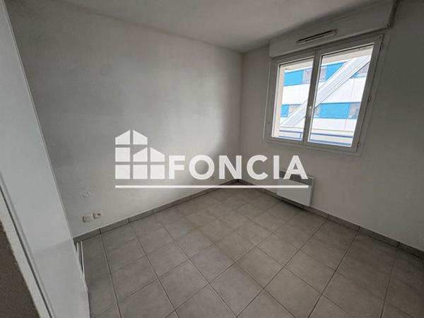 Location Appartement 2 pièces 33.48 m² - 2 ALLEE ARMONVILLE Poitiers 86000