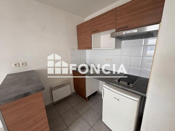 Location Appartement 2 pièces 33.48 m² - 2 ALLEE ARMONVILLE Poitiers 86000