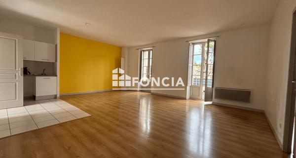 À vendre Appartement 3 pièces 73 m² - Roquemaure 30150