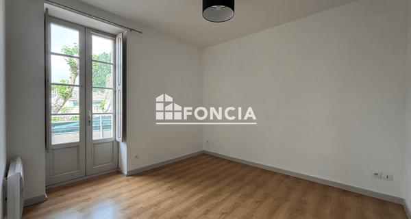 À vendre Appartement 3 pièces 73 m² - Roquemaure 30150