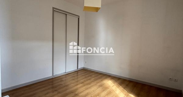 À vendre Appartement 3 pièces 73 m² - Roquemaure 30150