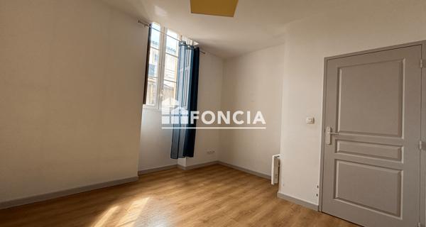À vendre Appartement 3 pièces 73 m² - Roquemaure 30150