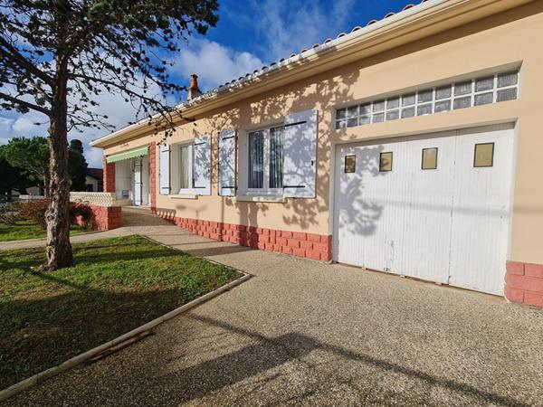 Maison de plain pied située en plein centre de la Tranche-sur-Mer !