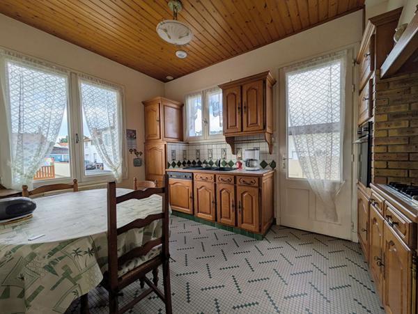 Maison de plain pied située en plein centre de la Tranche-sur-Mer !