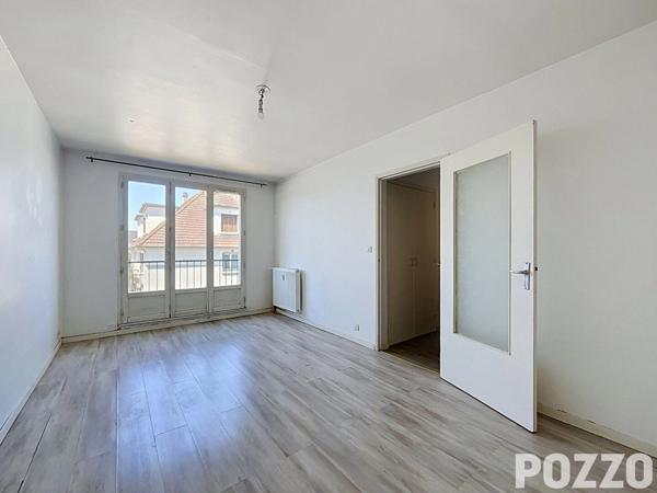 Appartement 2PP à rénover dernier étage Mondeville MONDEVILLE