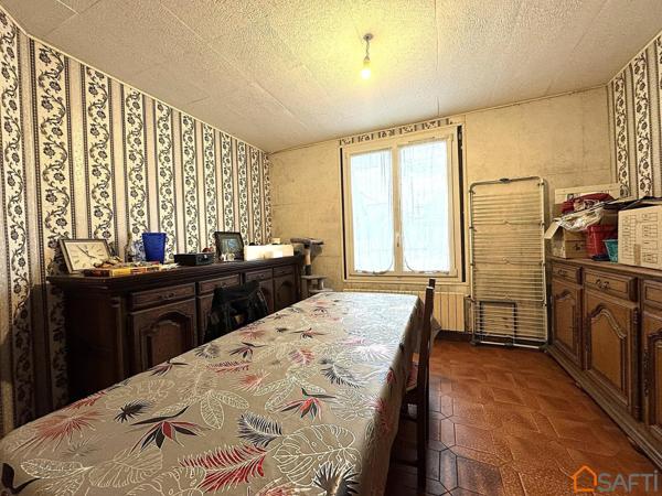 Maison à rénover, 4 chambres !