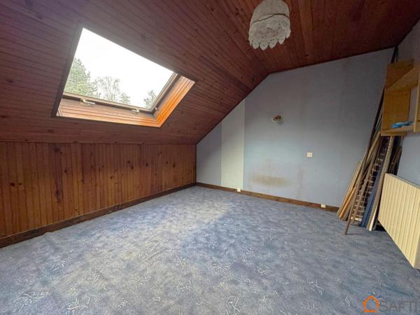 Maison à rénover, 4 chambres !