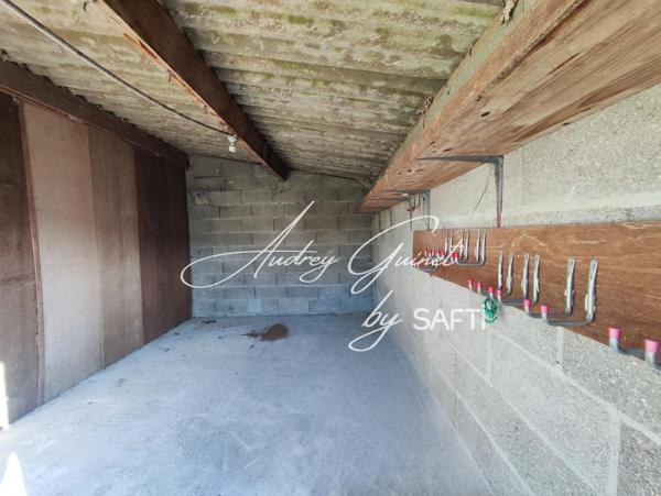 Maison avec dépendances et terrain divisible