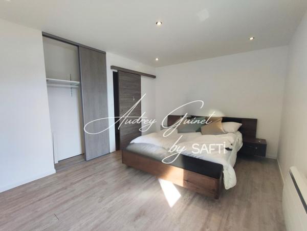 Maison avec dépendances et terrain divisible