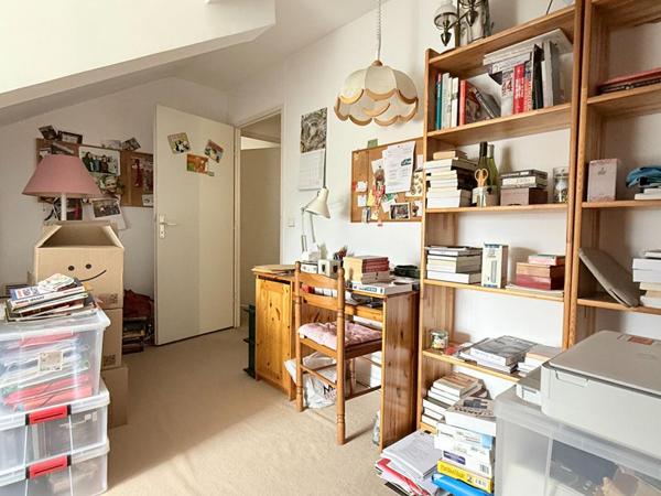 Appartement Ferney Voltaire centre , duplex de 110 m2, (92 m2 Carrez) .4 pièce(s)