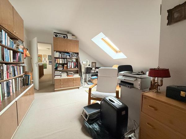 Appartement Ferney Voltaire centre , duplex de 110 m2, (92 m2 Carrez) .4 pièce(s)