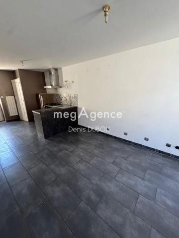 Maison à FRESNAY-SUR-SARTHE, 72130 - 3 pièces 65m²