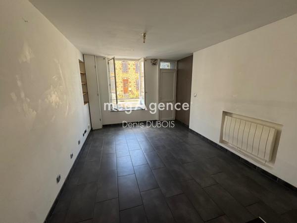 Maison à FRESNAY-SUR-SARTHE, 72130 - 3 pièces 65m²