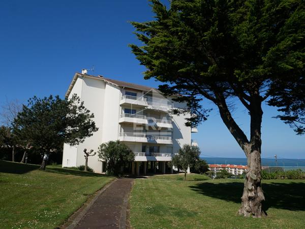 A vendre - Anglet Chambre d'amour - T2 - Parking - Grenier - Vue océan .