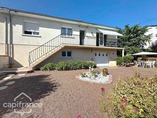 Maison LUMINEUSE sur sous-sol - quartier familial à deux pas de la place Lavault