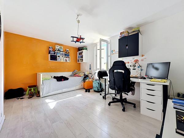 Maison Orange d'environ 70m²