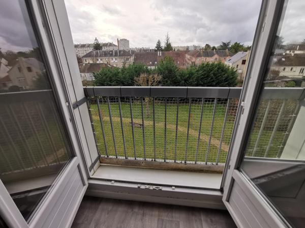 Appartement à MAINVILLIERS, 28300 - 5 pièces 67m²