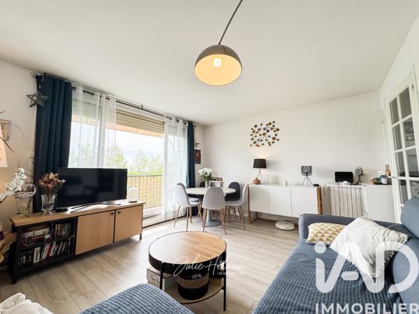Appartement à vendre 5 pièces 84,32 m² Neauphle-le-Château