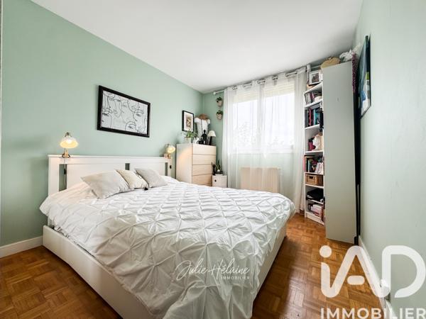 Appartement à vendre 5 pièces 84,32 m² Neauphle-le-Château